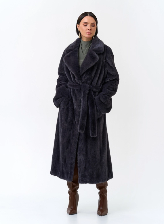 Женская шуба из меха норки с английским воротником