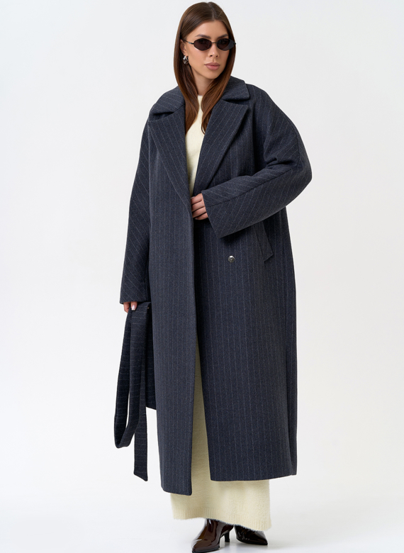 Женское длинное пальто с поясом