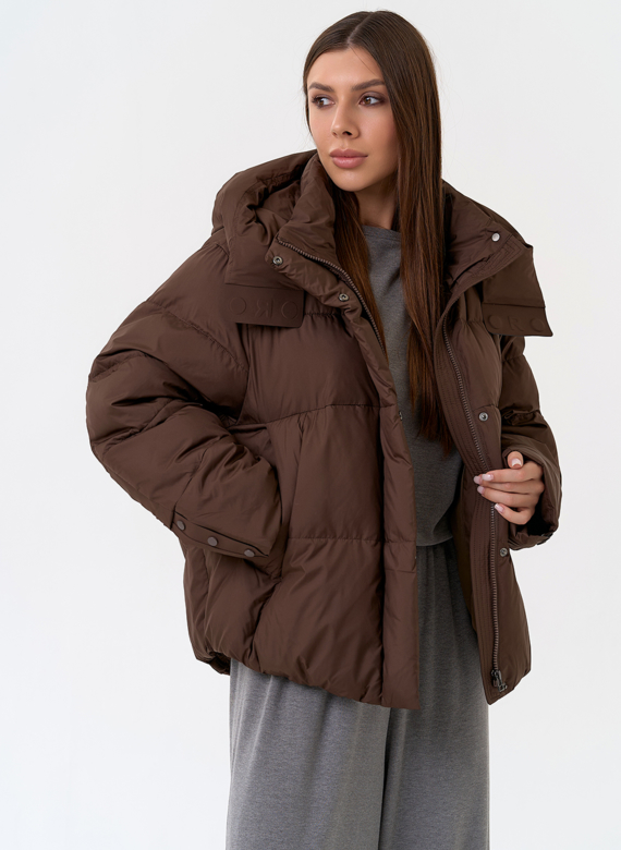 Женский пуховик с капюшоном