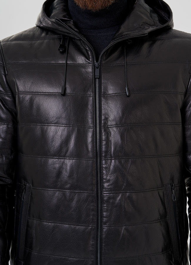 Куртка бомбер черного цвета с капюшоном  модель № 22034, 24372 универмаг малина