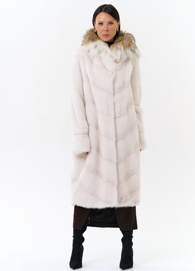 фото Светлая шуба с рысью модель № 26130