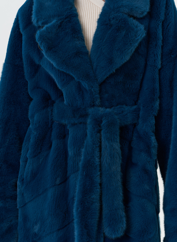 Длинная шуба из эко меха