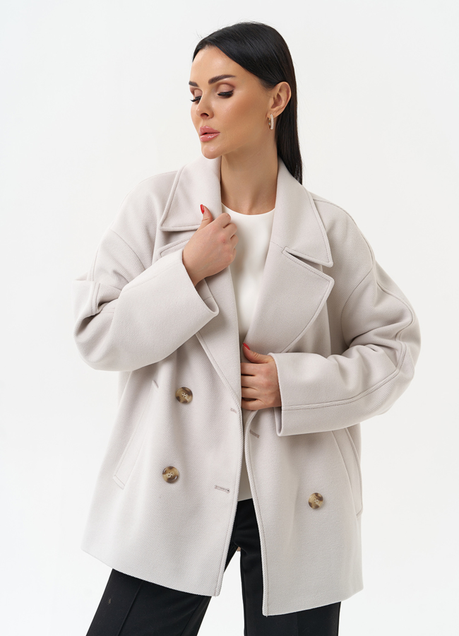 Укороченное двубортное пальто модель № 30088 меха малина