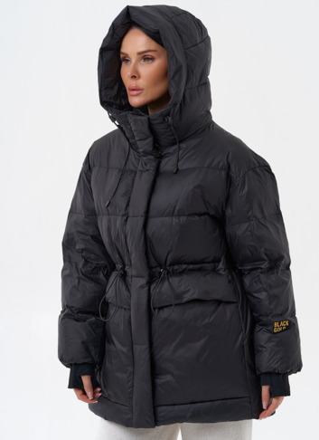 Женский пуховик черного цвета