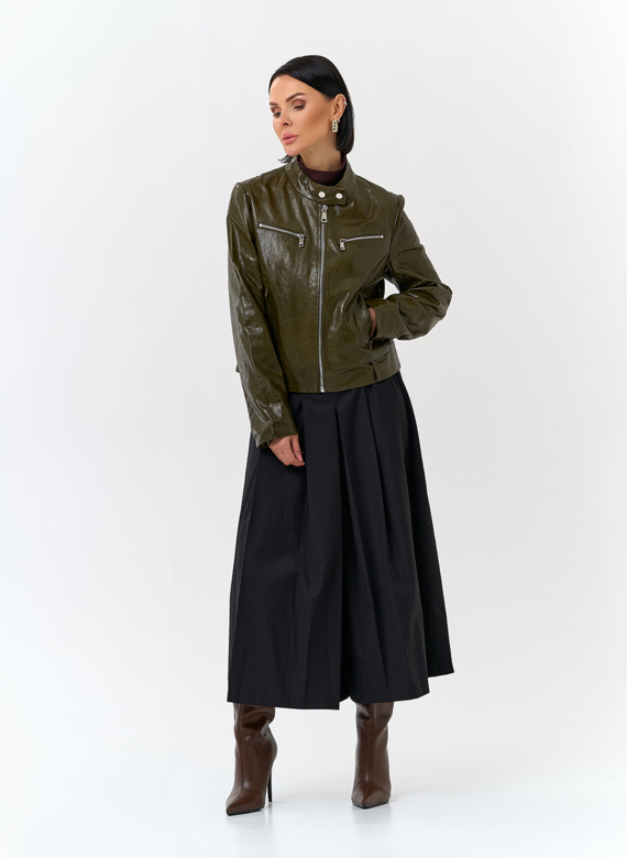 Женская куртка из натуральной кожи зеленого цвета