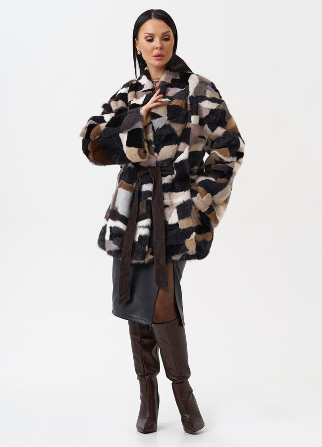 Шуба из меха норки с поясом модель № 27622 в кредит