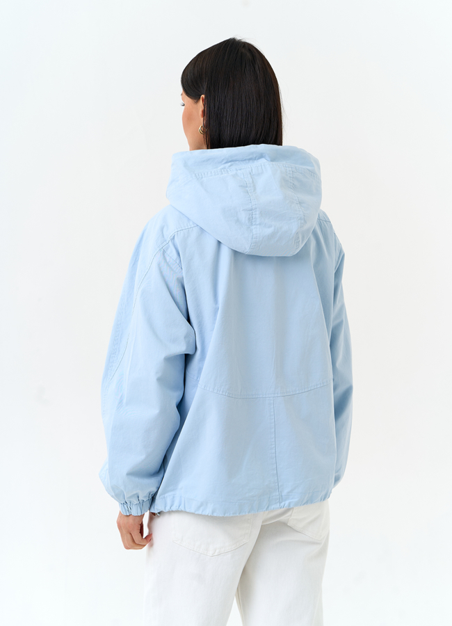 фото Женская ветровка с капюшоном модель № 30637