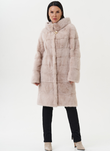 Светлая норковая шуба с капюшоном