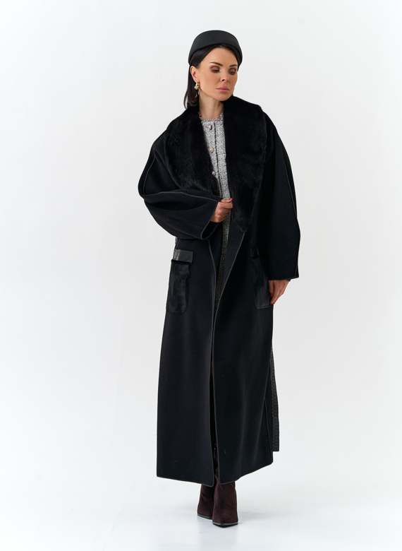 Женское длинное пальто с воротником из меха норки