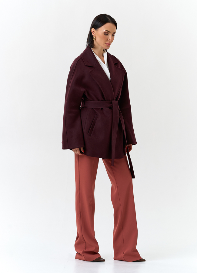 Женское укороченное пальто с английским воротником модель № 32640 универмаг малина