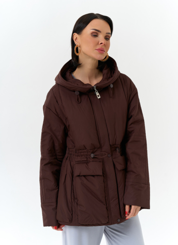 Женская куртка коричневого цвета