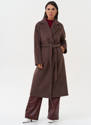 Женское пальто с английским воротником