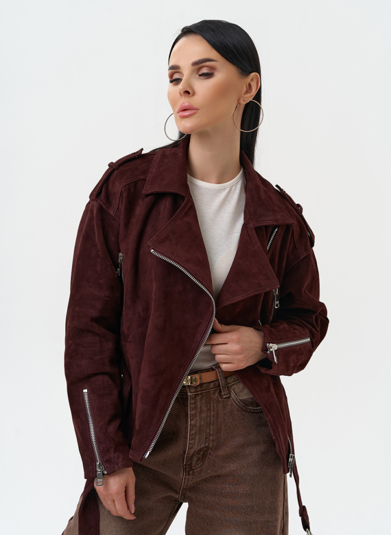 Женская куртка из натуральной замши с поясом