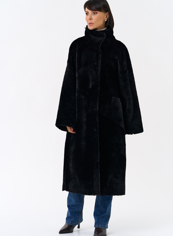 Женская натуральная дубленка черного цвета