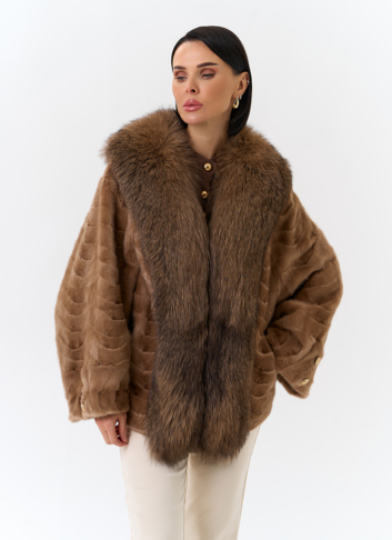 Шуба из норки с отделкой из меха лисы