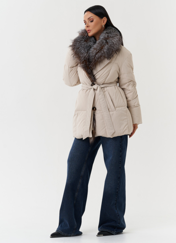 Женский пуховик с мехом чернобурки