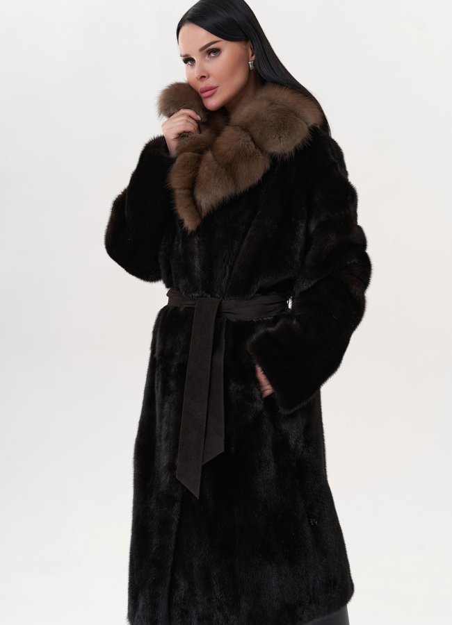 Шуба из норки с воротником из куницы модель № 26263 универмаг малина